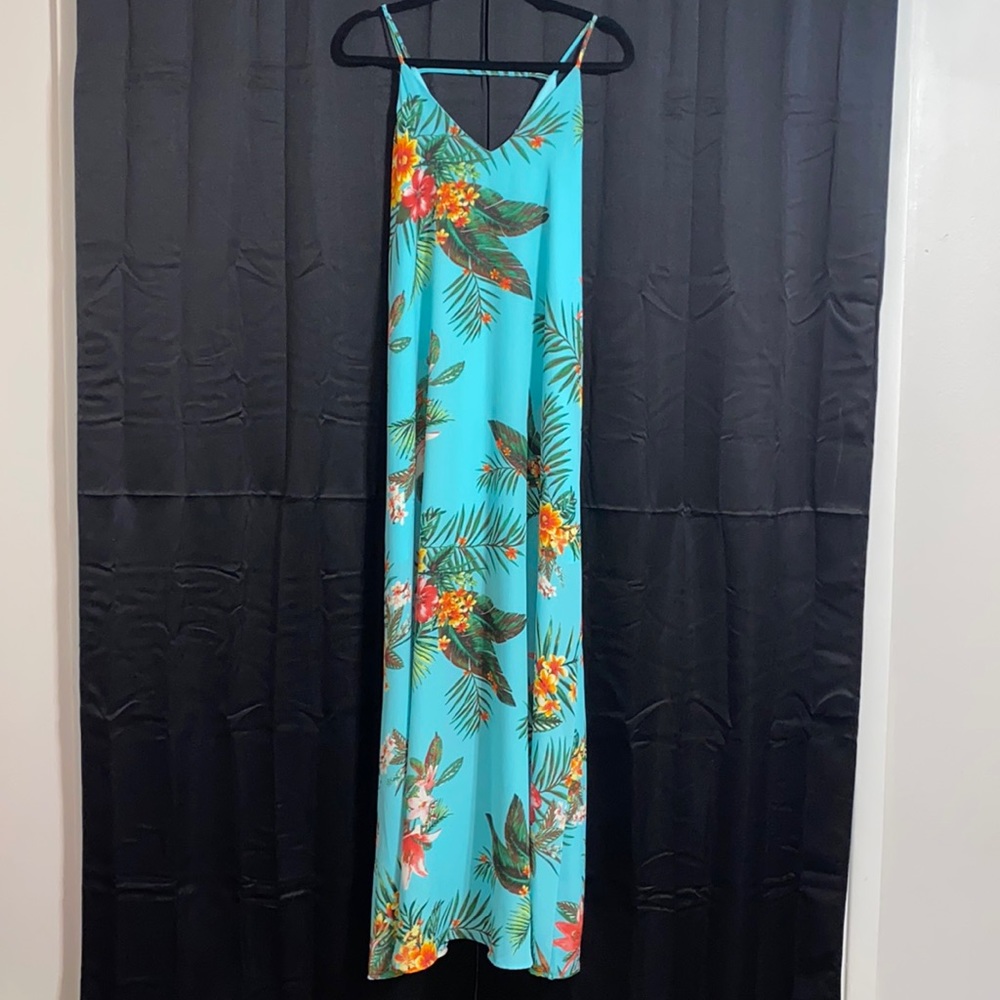 Beautiful turquoise maxi sleeveless dress in size small, from She & Sky.